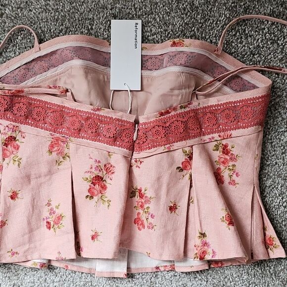 Reformation Meryl Linen Top Tea Time - Picture 6 of 6